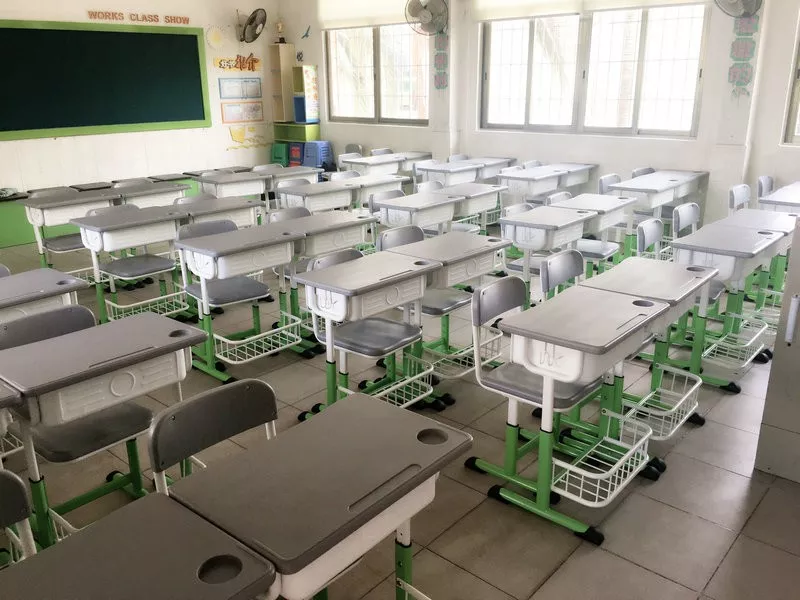針對學生近視問題，課桌椅得“對號入座”！(圖2)