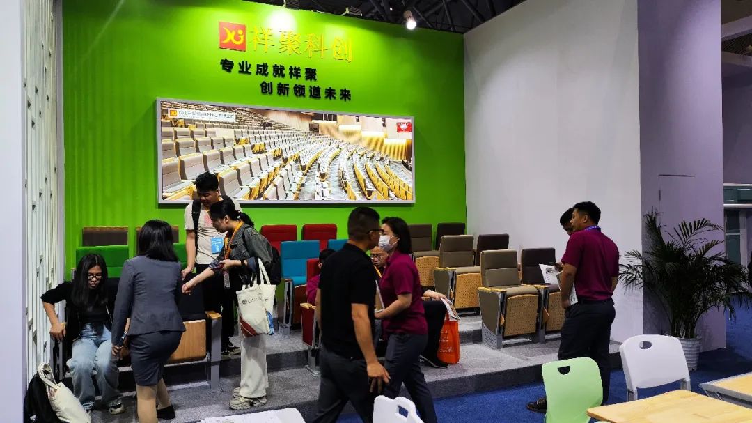 祥聚科創實力圈粉！第83屆中國教育裝備展示會圓滿收官(圖33)