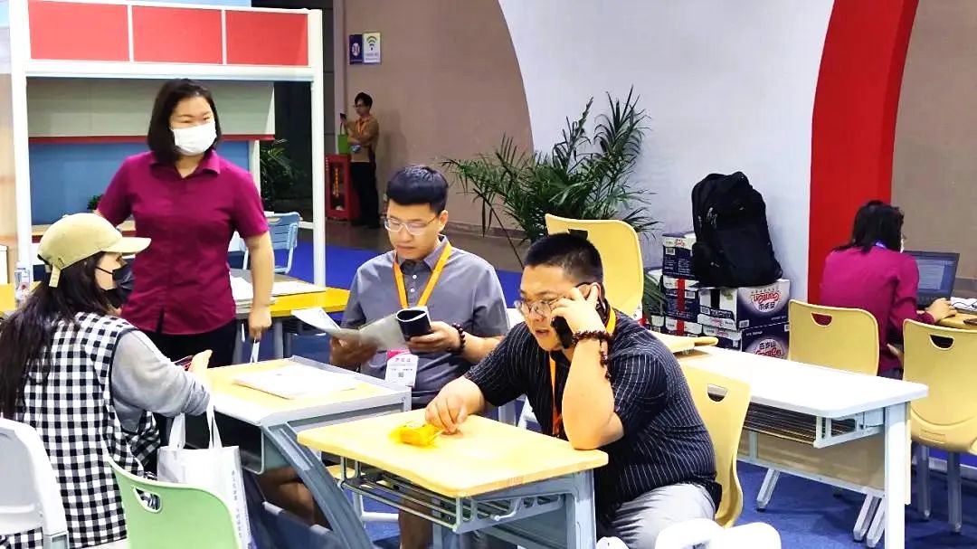 祥聚科創實力圈粉！第83屆中國教育裝備展示會圓滿收官(圖49)