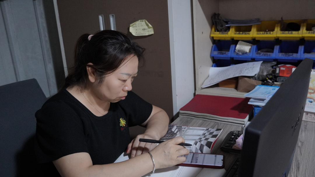 祥聚人物|彭婷：堅守崗位的五金倉管員(圖2)